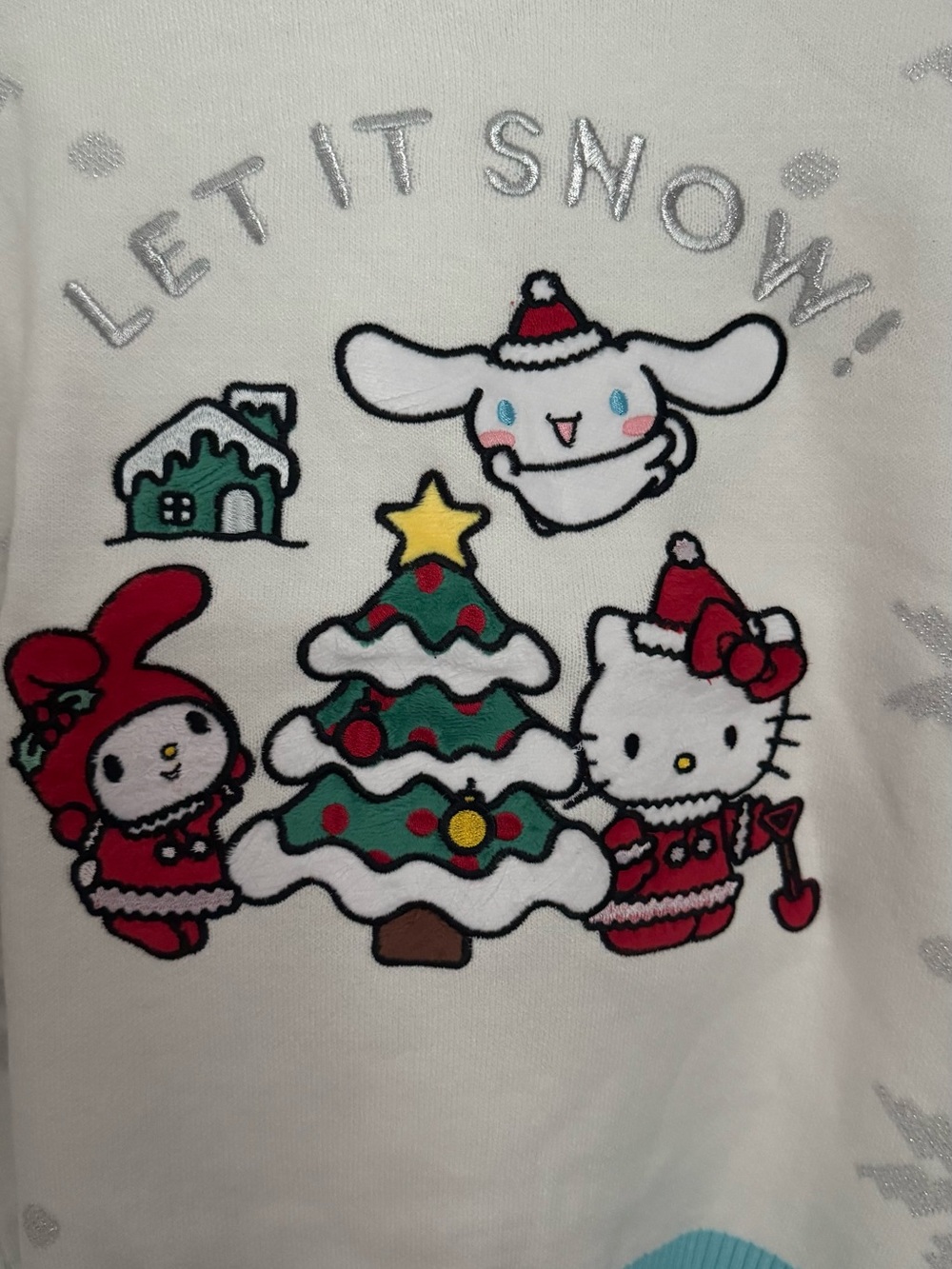 New with Tags Sanrio Hello Kitty, My Melody & Cinnamoroll Christmas Snow Sweater - Picture 2 of 8